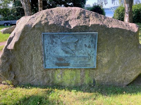 Karl-Adam-Gedenkstein