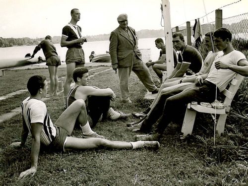 Karl Adam mit seinem Team